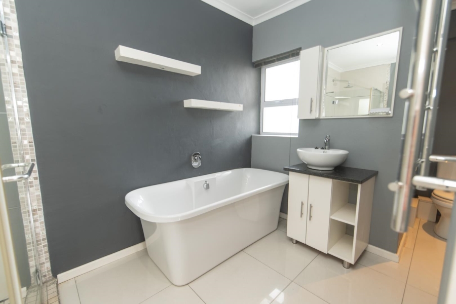 3 Bedroom Property for Sale in Richmond Hill Eastern Cape